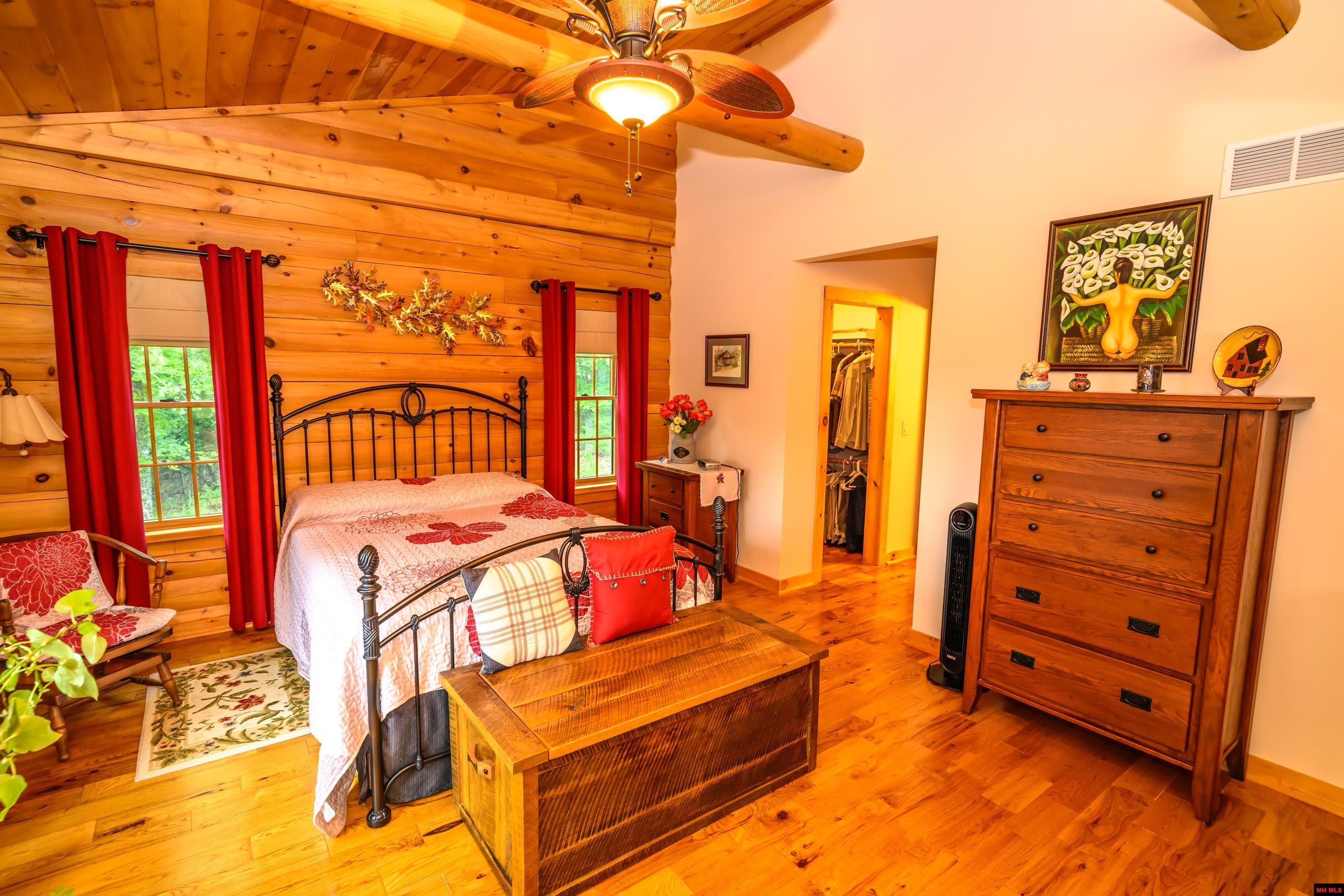 Mountain Home, Arkansas, 72653, United States, 3 Bedrooms Bedrooms, ,3 BathroomsBathrooms,Residential,For Sale,2009721