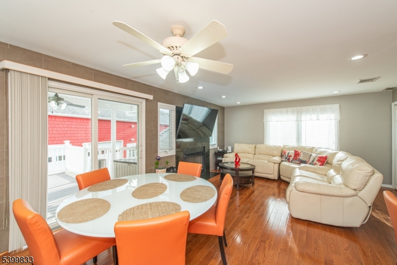 Clifton City, New Jersey, 07013, United States, 5 Bedrooms Bedrooms, ,4 BathroomsBathrooms,Residential,For Sale,2002178