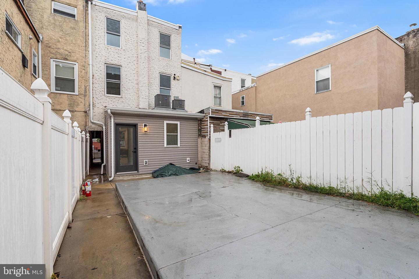 Philadelphia, Pennsylvania, 19125, United States, 3 Bedrooms Bedrooms, ,3 BathroomsBathrooms,Residential,For Sale,1954864