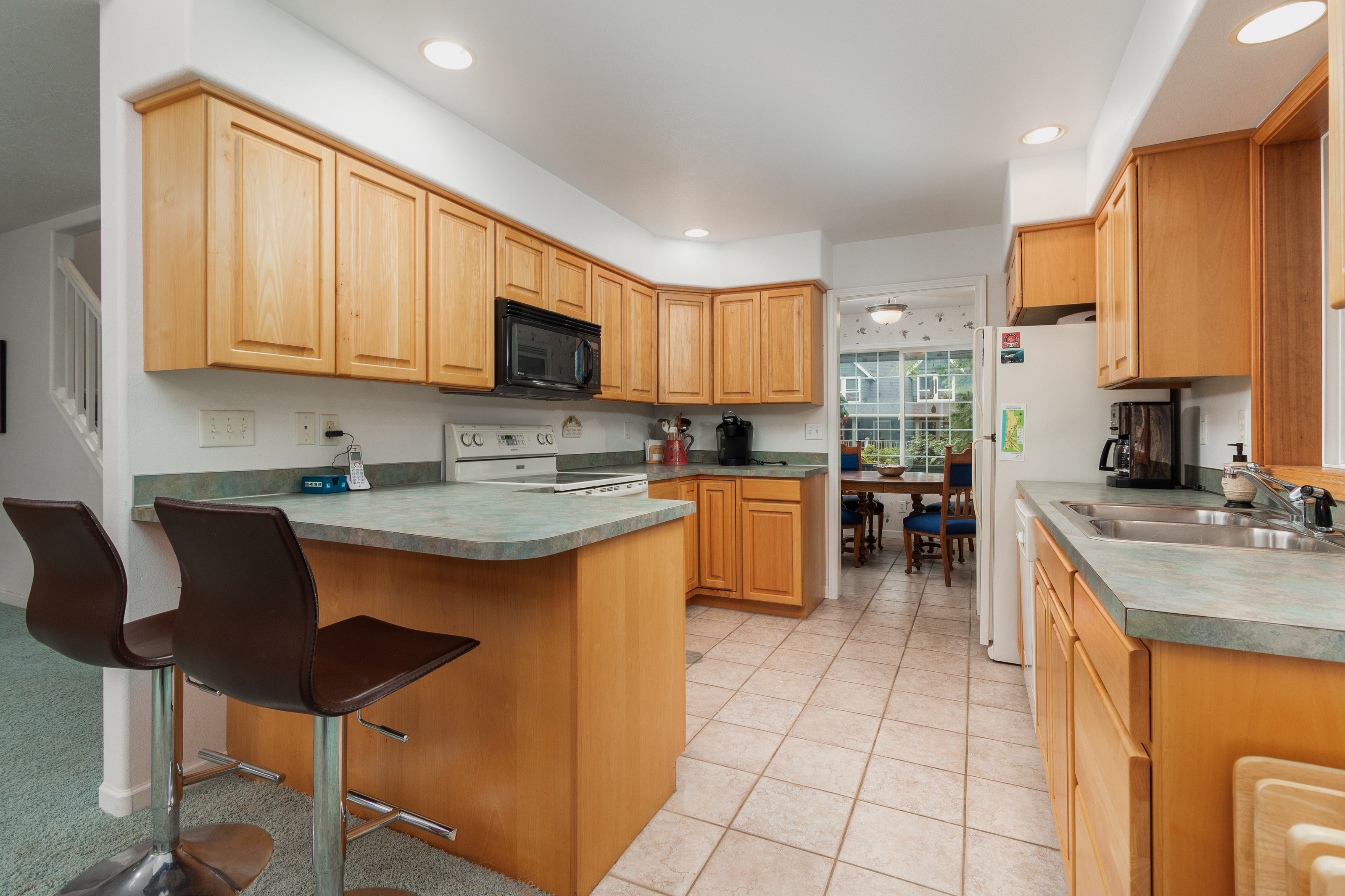 Neskowin, Oregon, 97149, United States, 3 Bedrooms Bedrooms, ,3 BathroomsBathrooms,Residential,For Sale,1927919