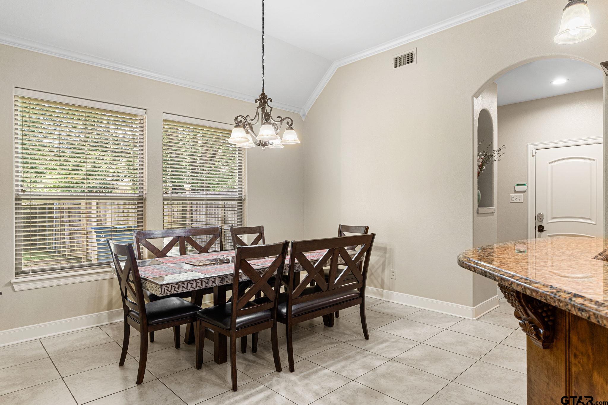 Tyler, Texas, 75703, United States, 4 Bedrooms Bedrooms, ,6 BathroomsBathrooms,Residential,For Sale,1818299