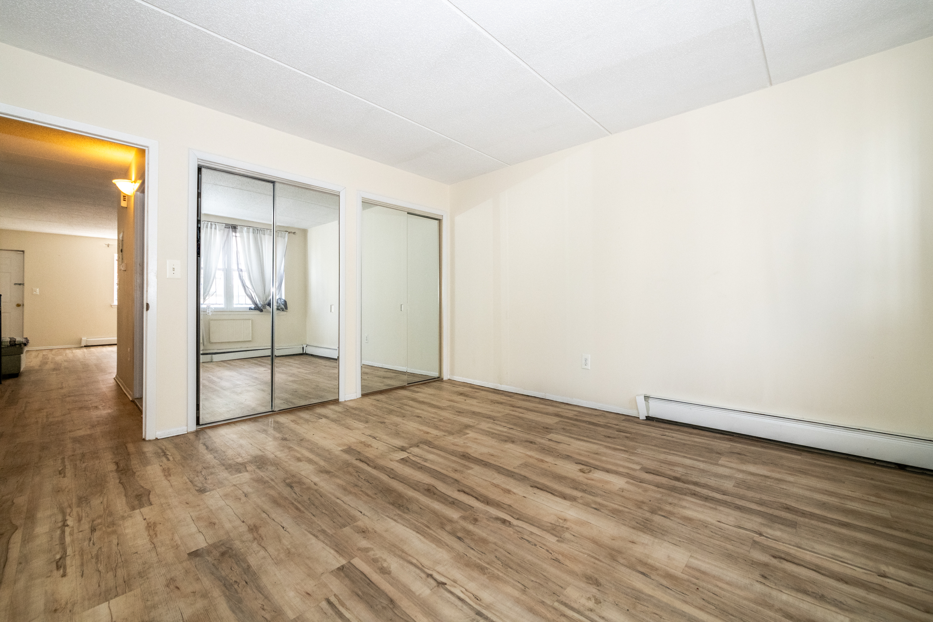 Bronx, New York, 10743, United States, 5 Bedrooms Bedrooms, ,3 BathroomsBathrooms,Residential,For Sale,1823007