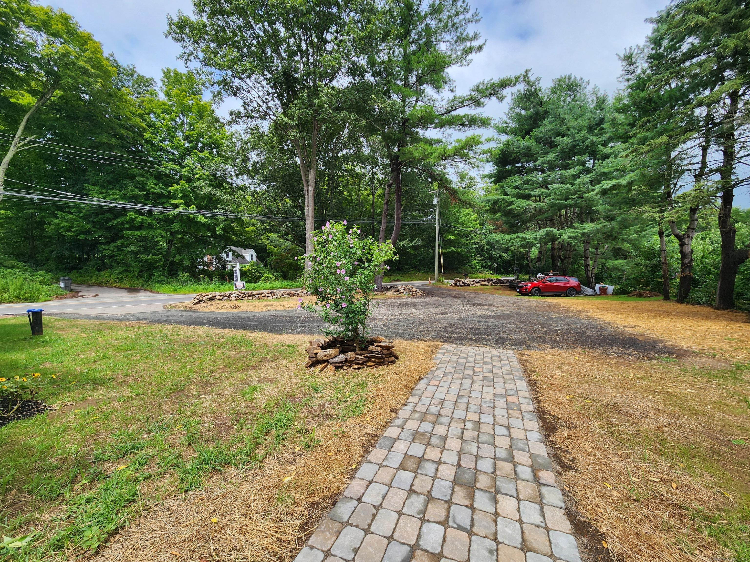 East Haddam, Connecticut, 06469, United States, 3 Bedrooms Bedrooms, ,3 BathroomsBathrooms,Residential,For Sale,1983406