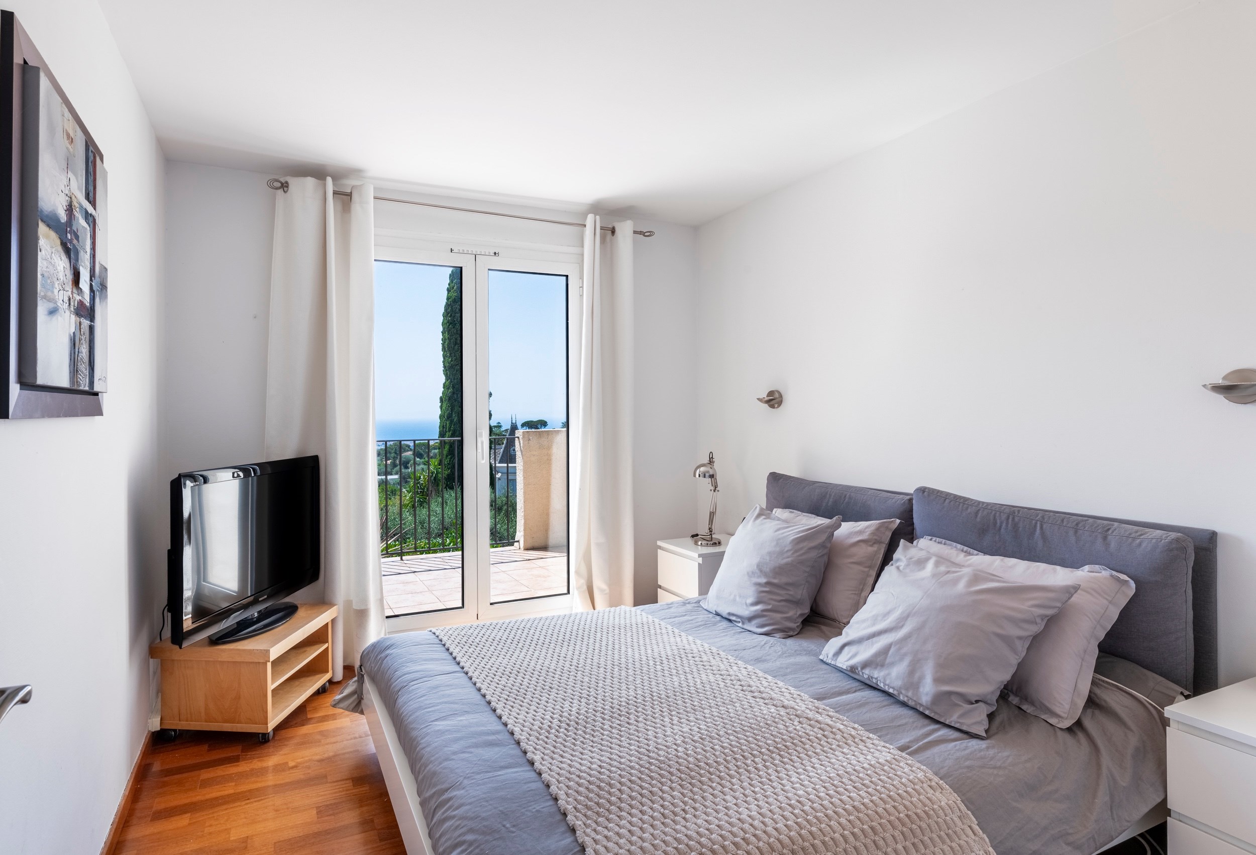  Nice Gairaut, family home for sale with garden, swimming pool, sea views and pr… - 物件實景