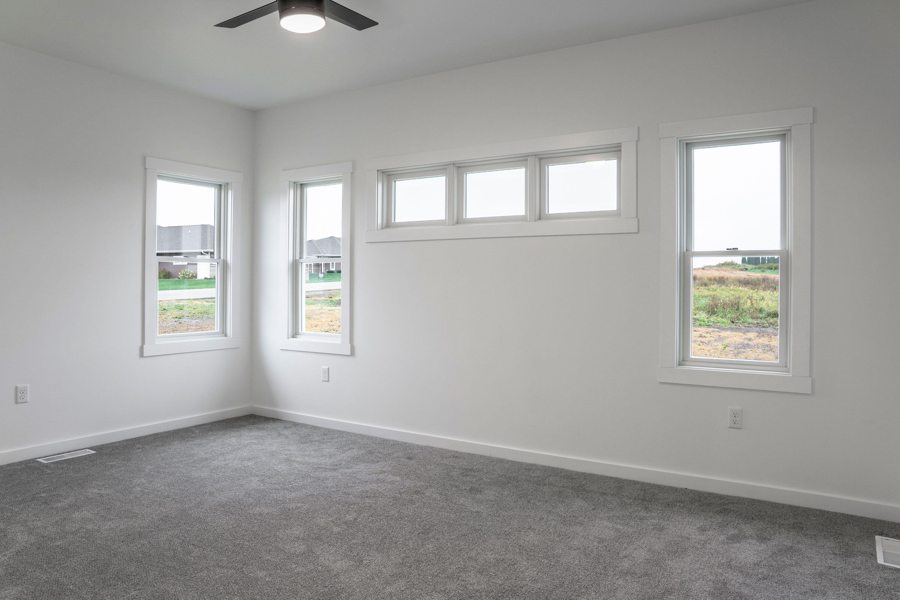Shelby, Wisconsin, 54601, United States, 3 Bedrooms Bedrooms, ,3 BathroomsBathrooms,Residential,For Sale,1966878