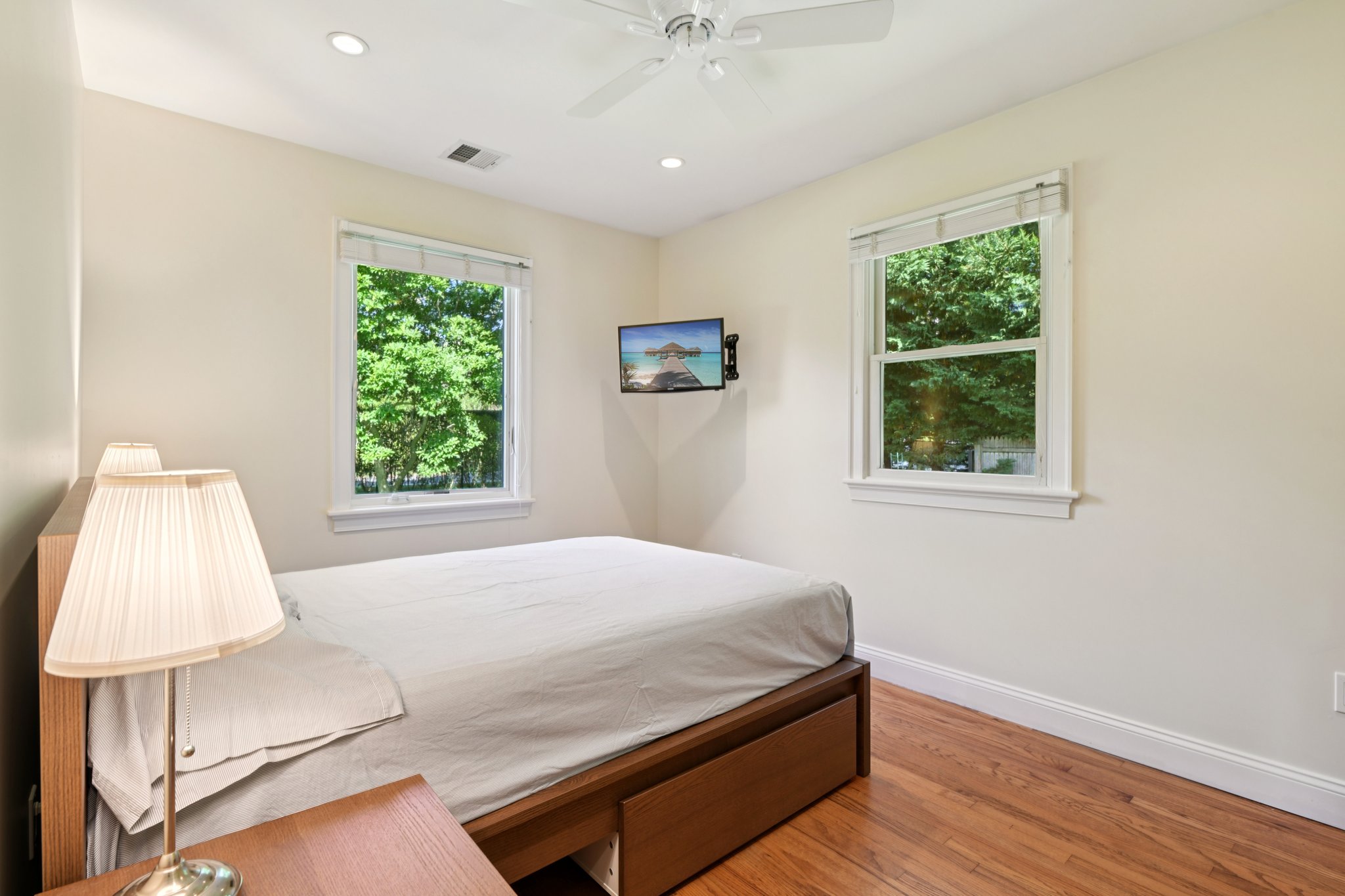 Hampton Bays, New York, 11946, United States, 5 Bedrooms Bedrooms, ,4 BathroomsBathrooms,Residential,For Sale,1870201