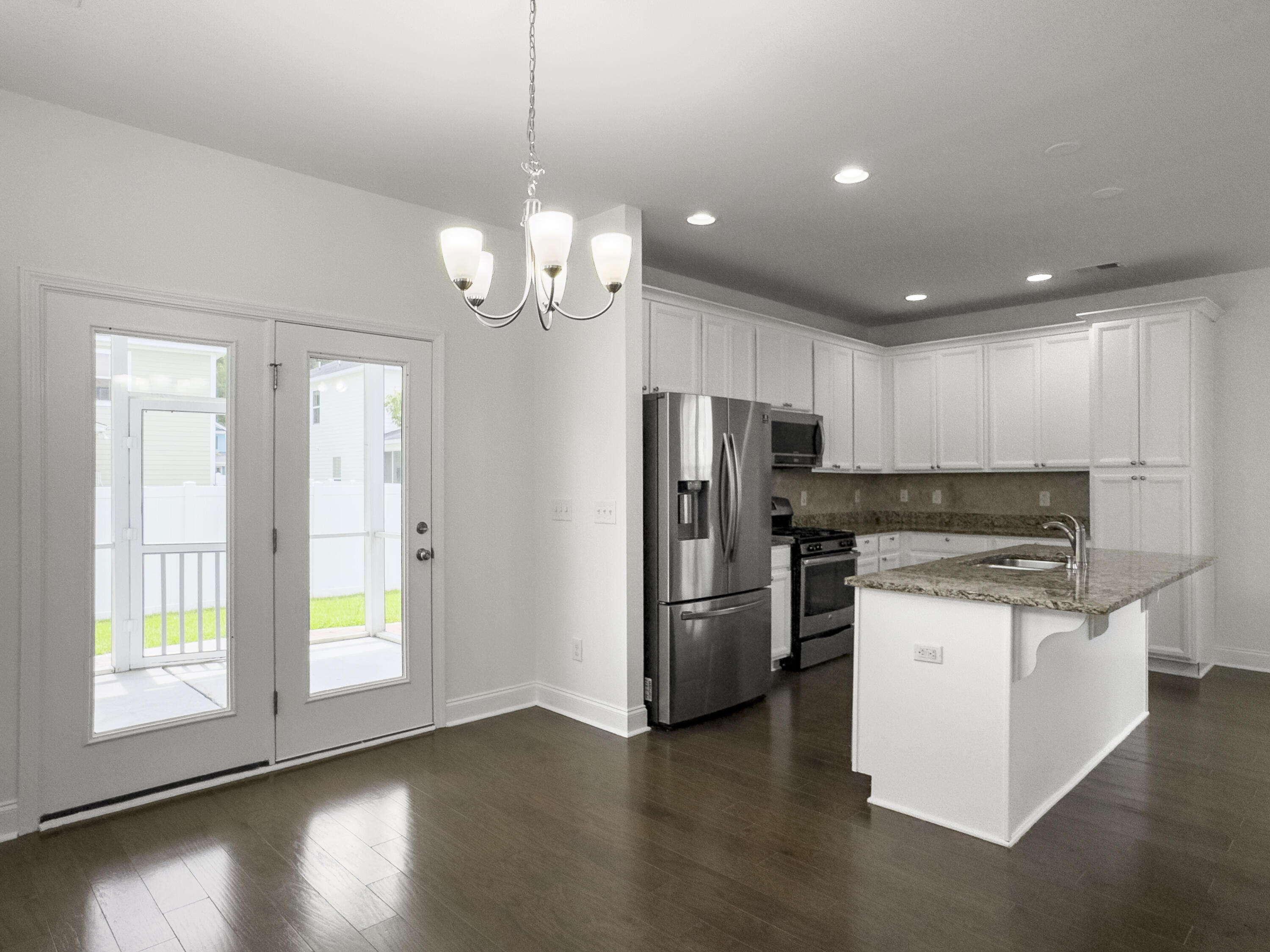 Charleston, South Carolina, 29414, United States, 3 Bedrooms Bedrooms, ,3 BathroomsBathrooms,Residential,For Sale,1913391