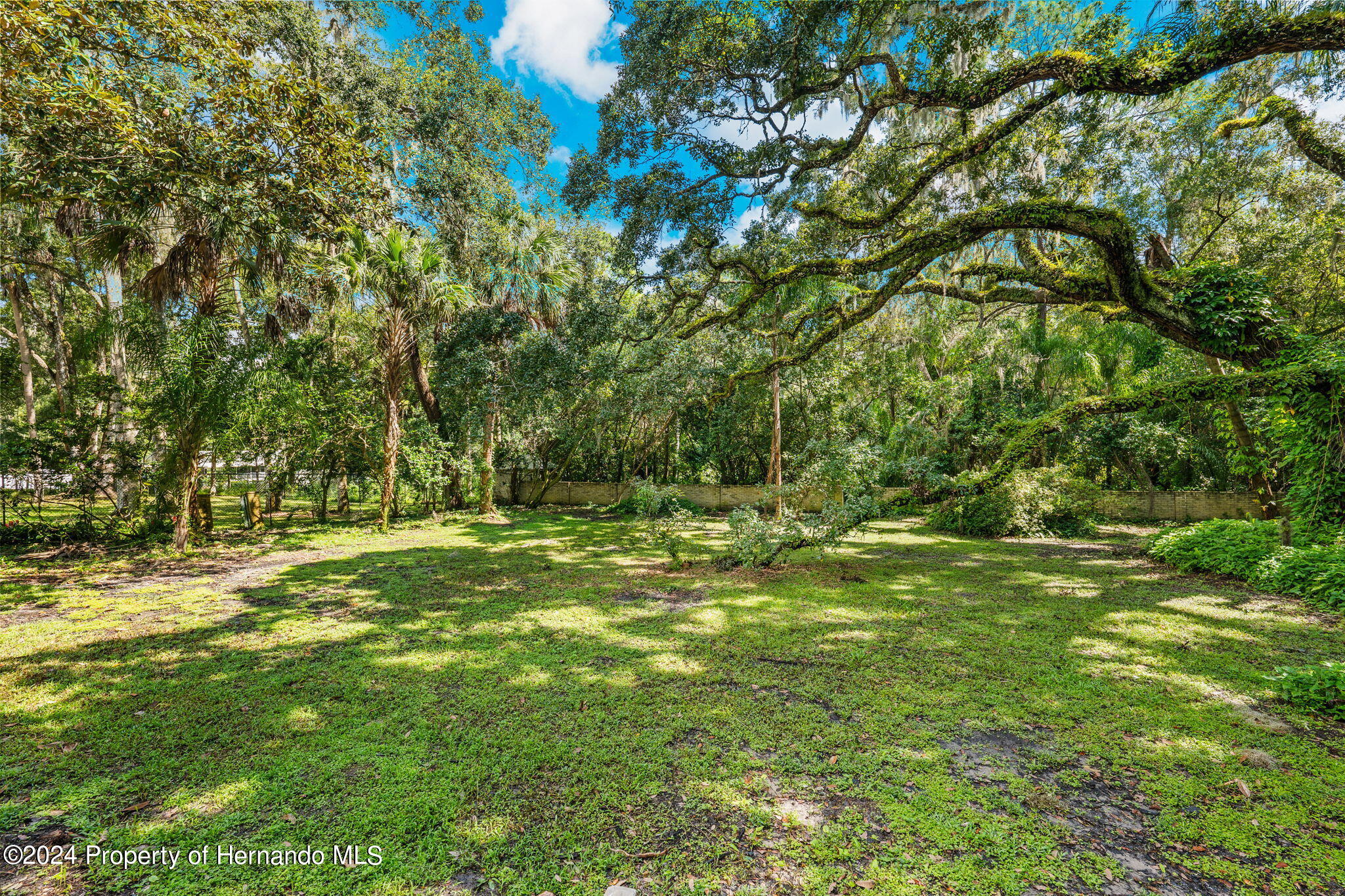 Brooksville, Florida, 34601, United States, 5 Bedrooms Bedrooms, ,3 BathroomsBathrooms,Residential,For Sale,1979543