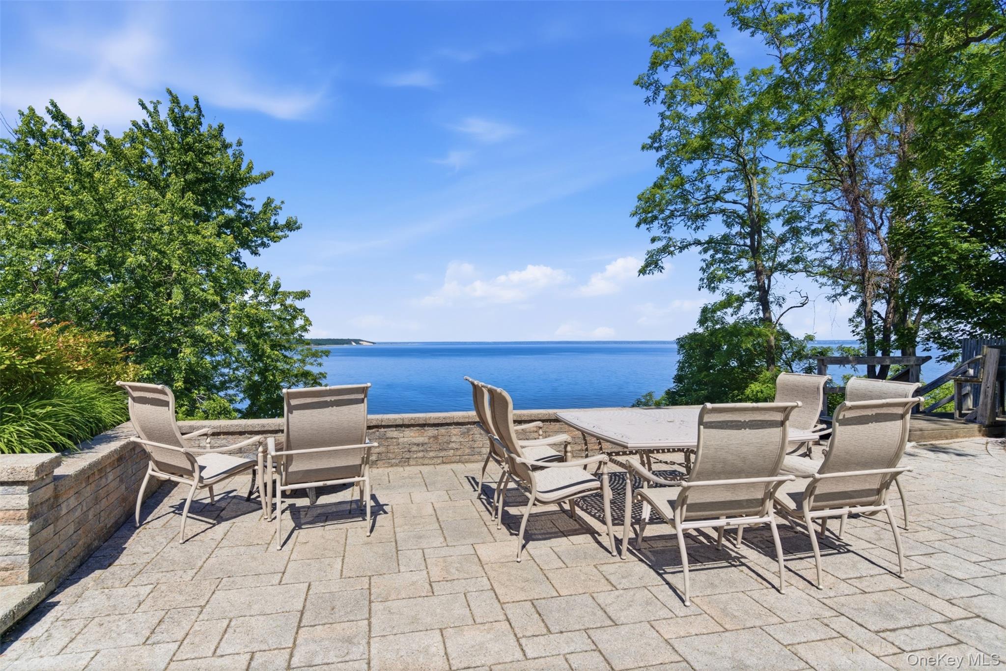  54 Westview Road, Northport, NY, 11768 - 物件實景