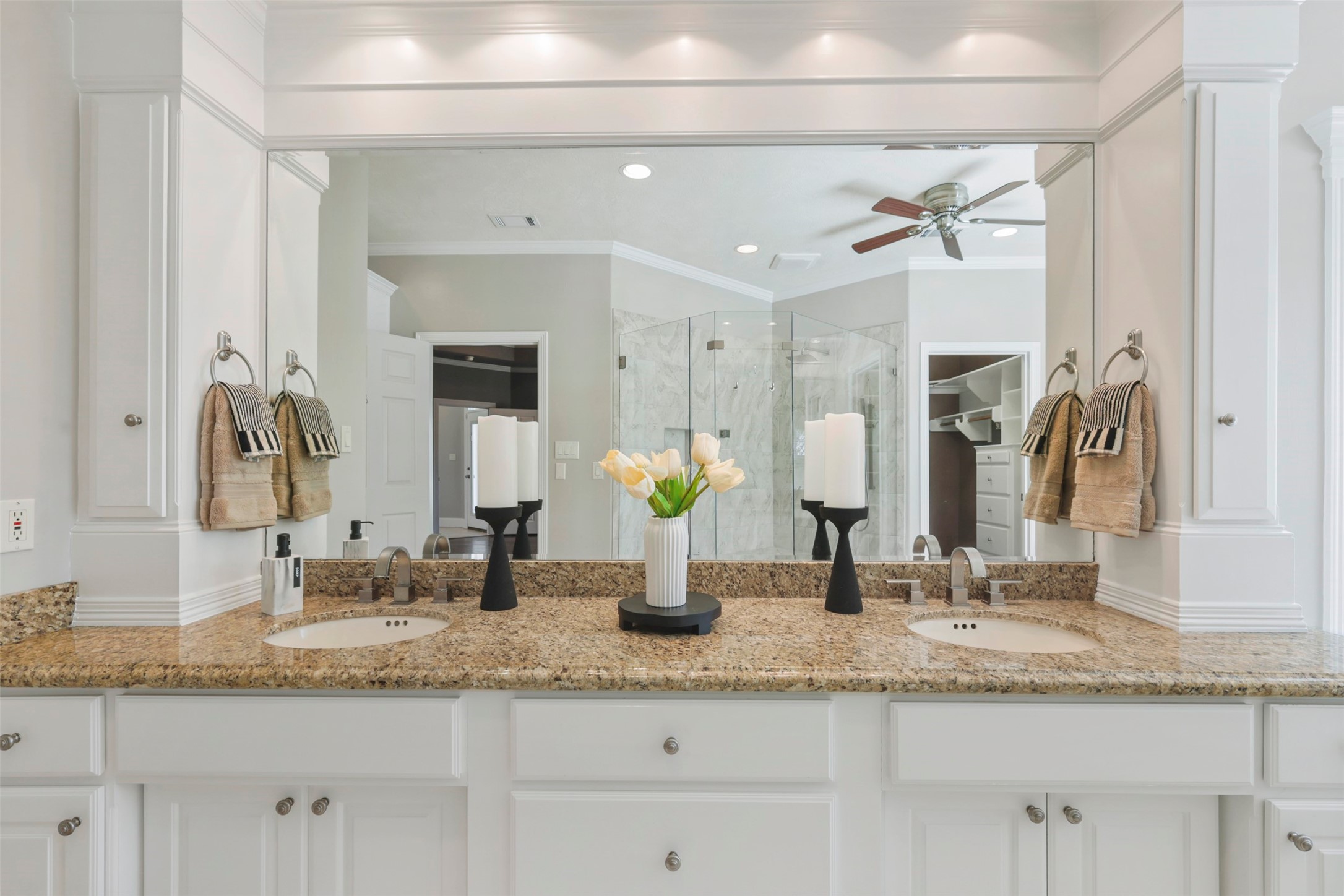  5106 Bellerive Bend Drive - 物件實景