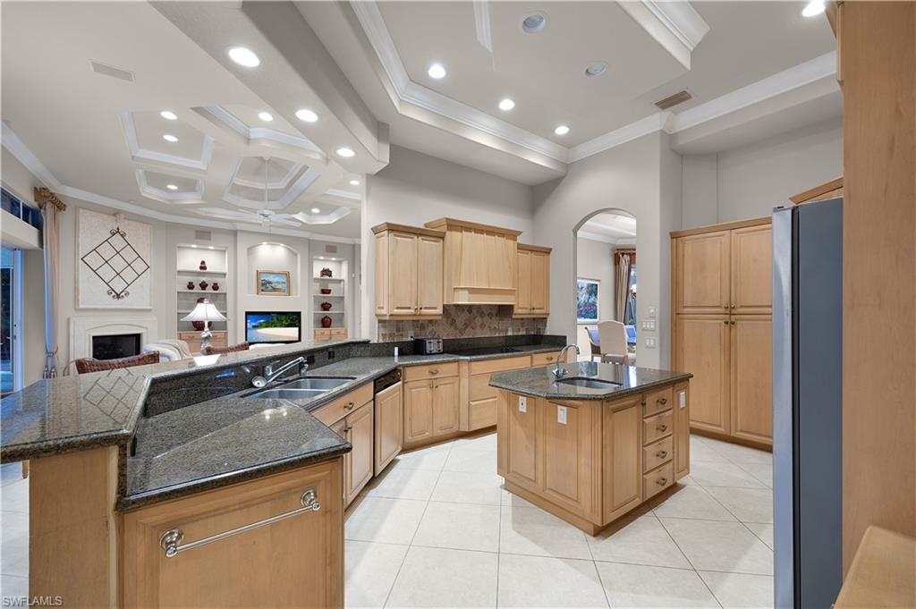 Naples, Florida, 34102, United States, 4 Bedrooms Bedrooms, ,4 BathroomsBathrooms,Residential,For Sale,1989384