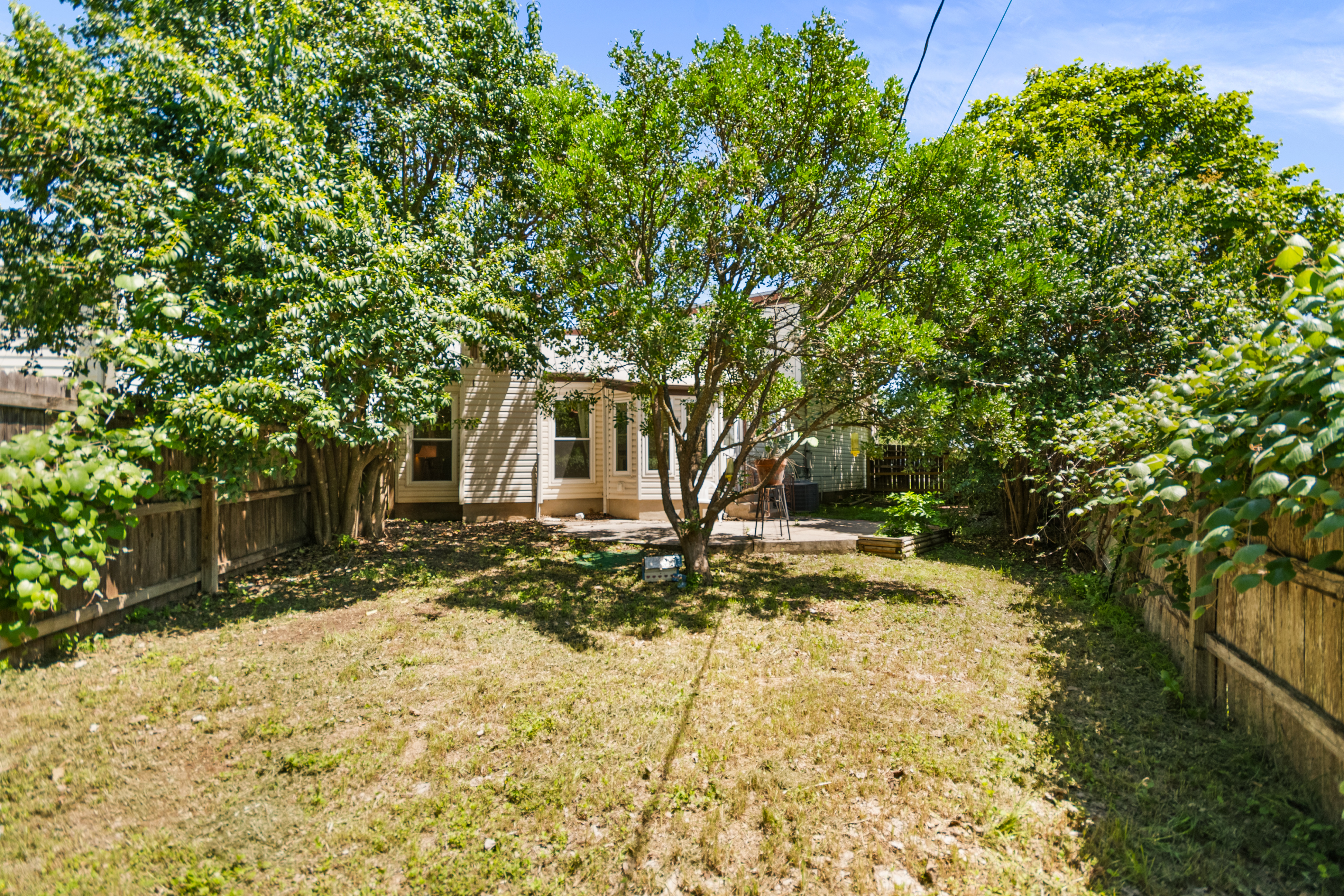  Charming Hill Country Home - 物件實景