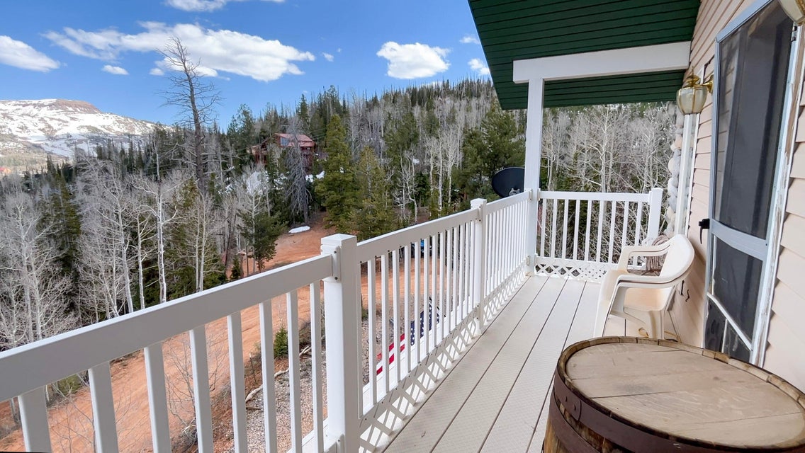 Brian Head, Utah, 84719, United States, 5 Bedrooms Bedrooms, ,3 BathroomsBathrooms,Residential,For Sale,1951004
