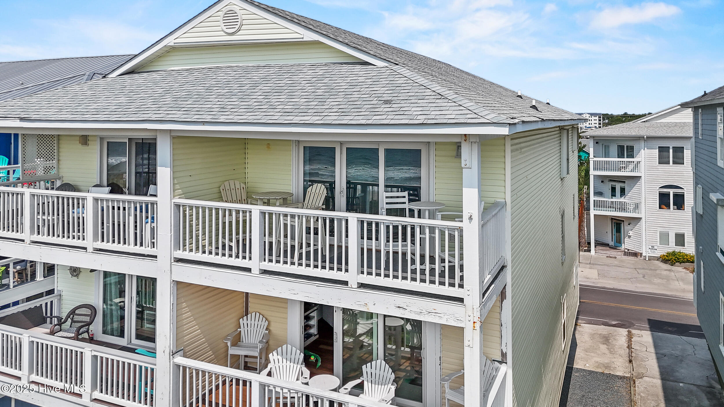 Carolina Beach, North Carolina, 28428, United States, 2 Bedrooms Bedrooms, ,2 BathroomsBathrooms,Residential,For Sale,1976420