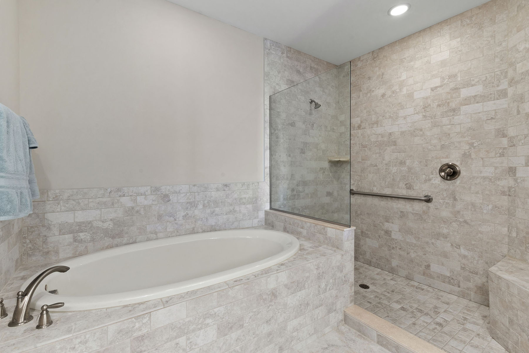  TIBURON - MARQUESA ROYALE - 物件實景