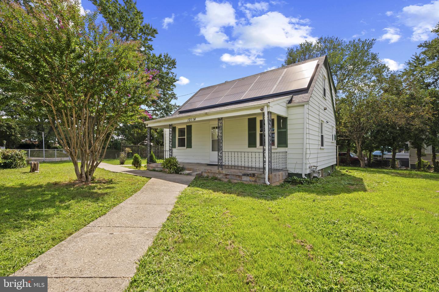 Silver Spring, Maryland, 20902, United States, 4 Bedrooms Bedrooms, ,3 BathroomsBathrooms,Residential,For Sale,1933511