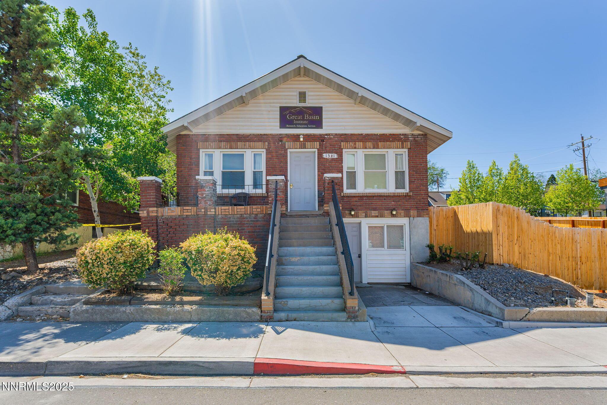 Reno, Nevada, 89503, United States, 5 Bedrooms Bedrooms, ,2 BathroomsBathrooms,Residential,For Sale,1837195