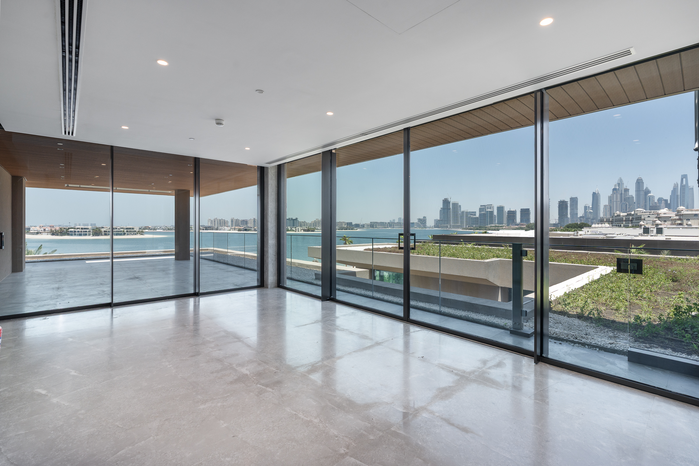  Stunning Villa in Prime Beachfront Location - 物件實景