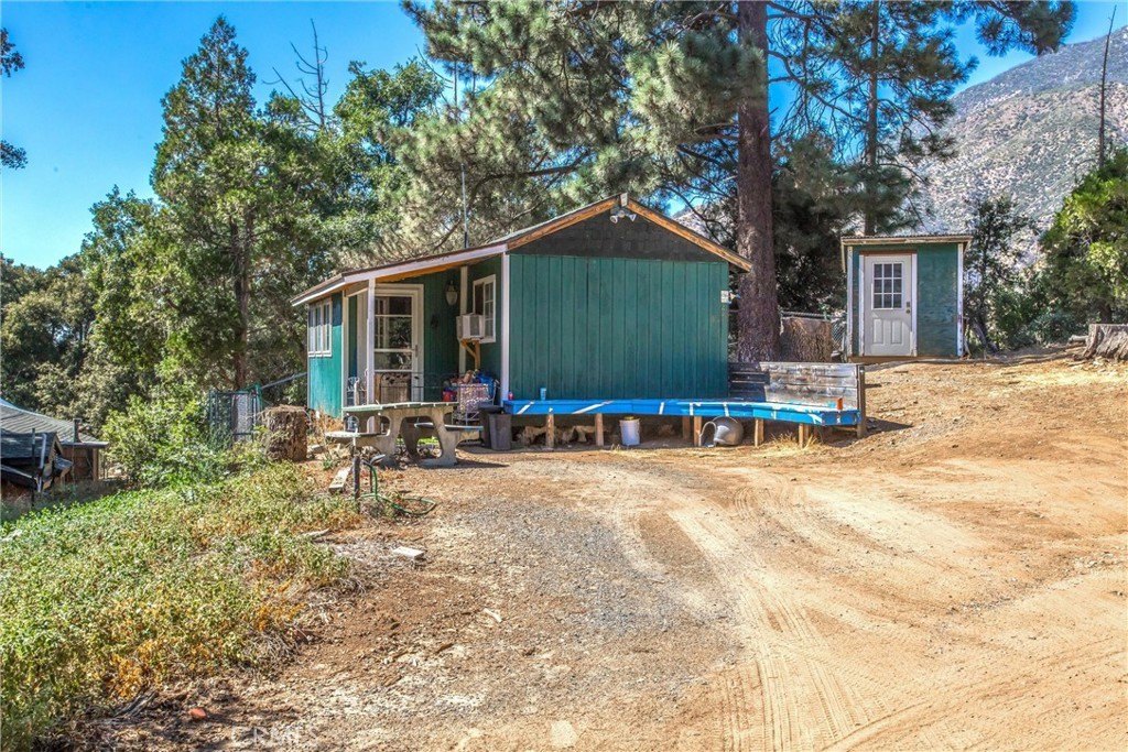 Oak Glen, California, 92399, United States, 2 Bedrooms Bedrooms, ,2 BathroomsBathrooms,Residential,For Sale,1973930