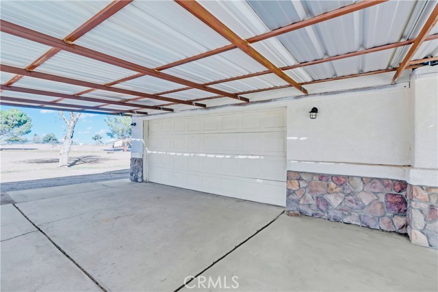 Oak Hills, California, 92344, United States, 6 Bedrooms Bedrooms, ,2 BathroomsBathrooms,Residential,For Sale,2000385