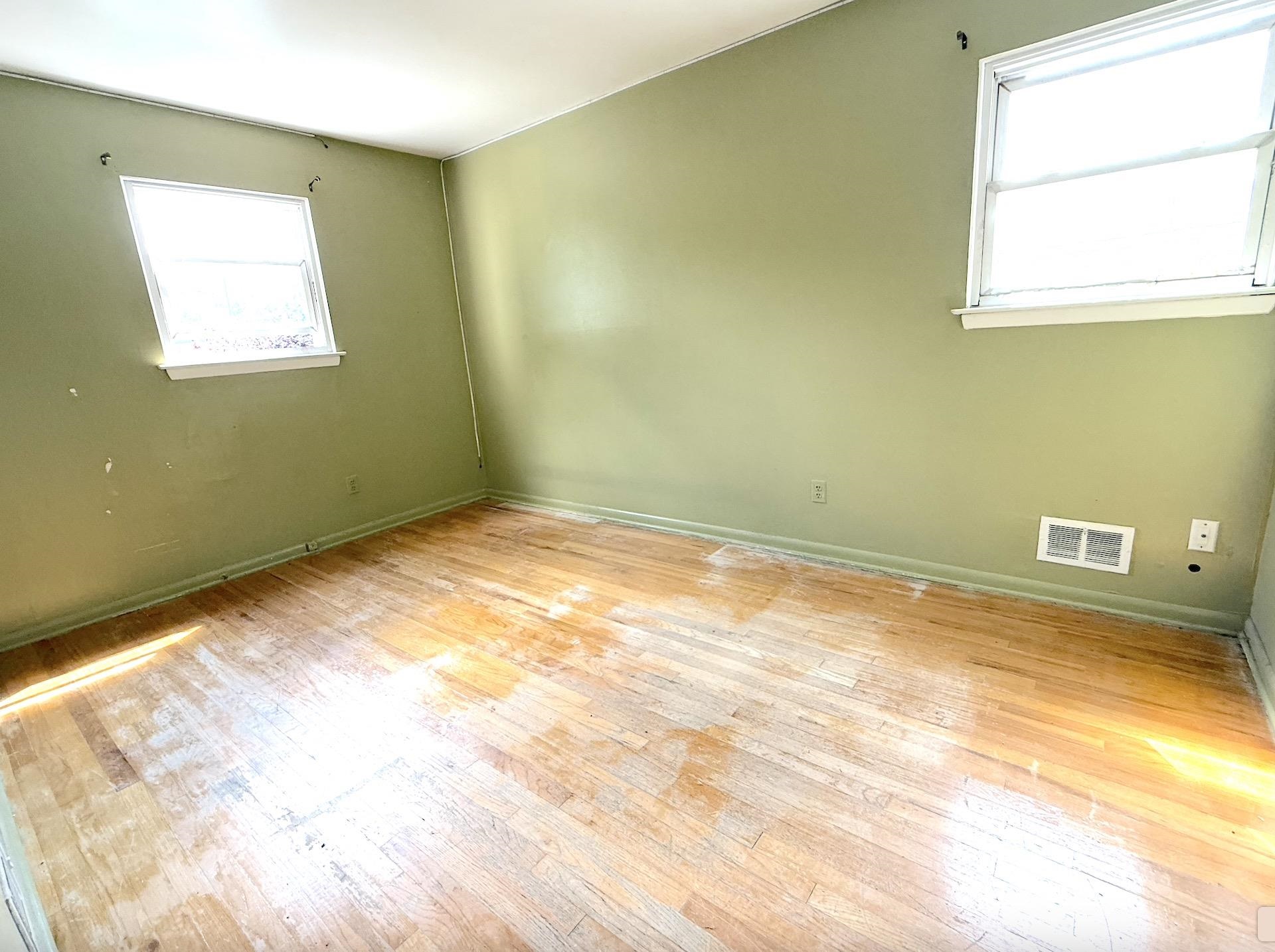 North Bergen, New Jersey, 07407, United States, 3 Bedrooms Bedrooms, ,1 BathroomBathrooms,Residential,For Sale,1876310