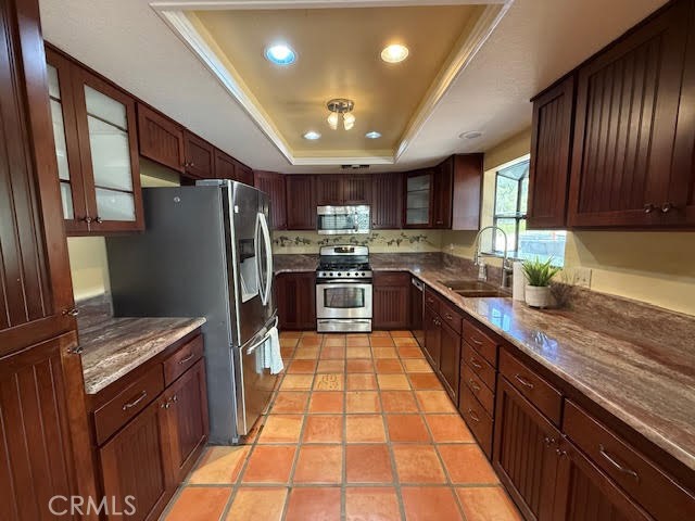 Temecula, California, 92592, United States, 6 Bedrooms Bedrooms, ,4 BathroomsBathrooms,Residential,For Sale,2035753