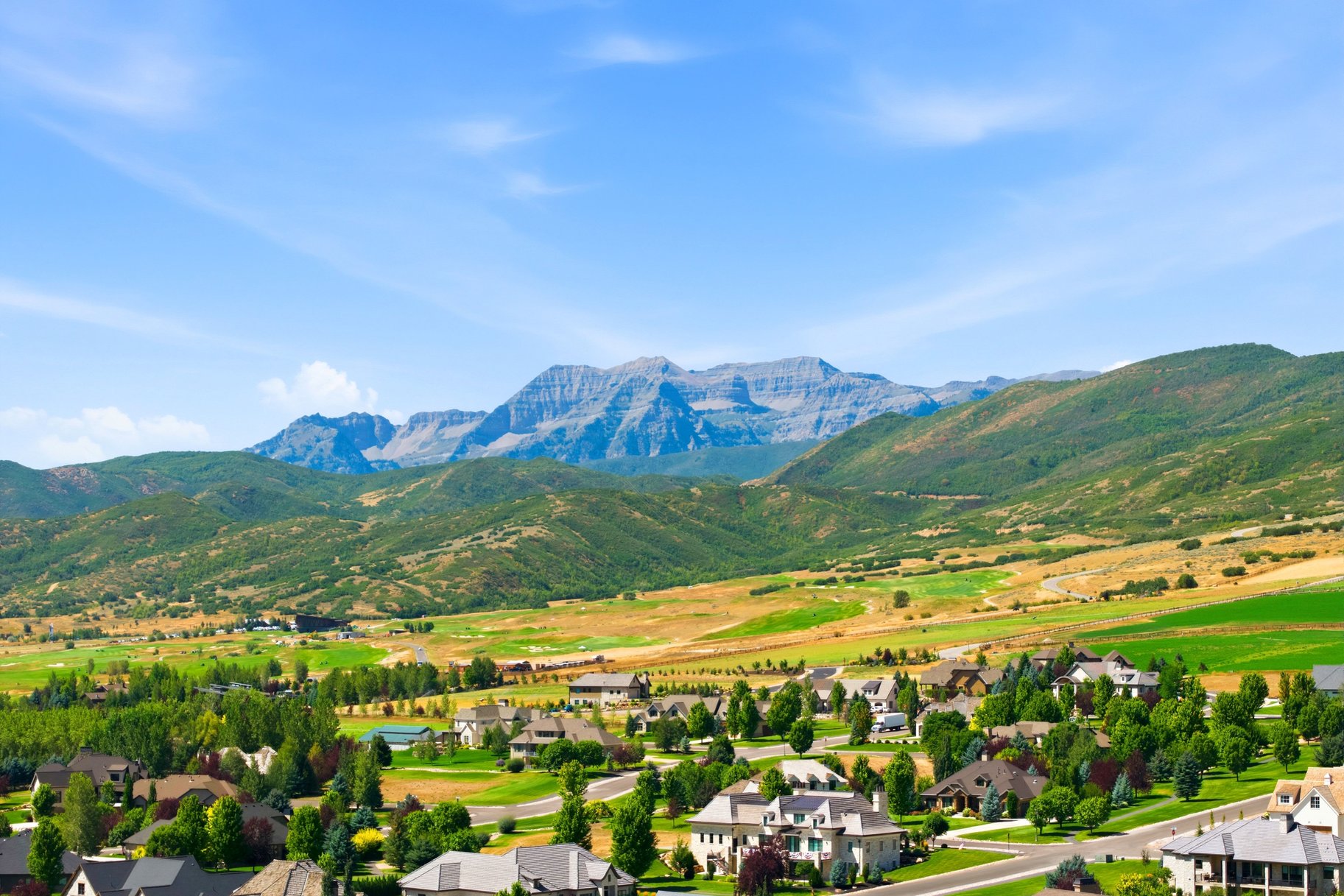  A RARE OPPORTUNITY TO COMBINE SMALL TOWN CHARM WITH MOUNTAIN RETREAT LUXURY - 物件實景