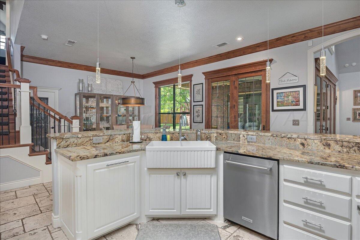 Amarillo, Texas, 79119, United States, 3 Bedrooms Bedrooms, ,4 BathroomsBathrooms,Residential,For Sale,1895637