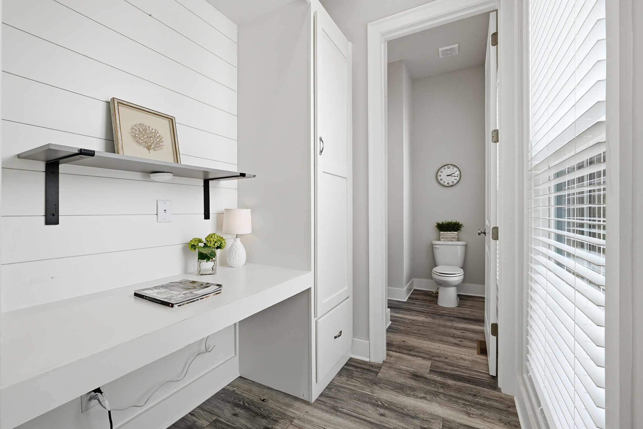  Charming Townhome Designed for Modern Living and Ultimate Functionality - 物件實景