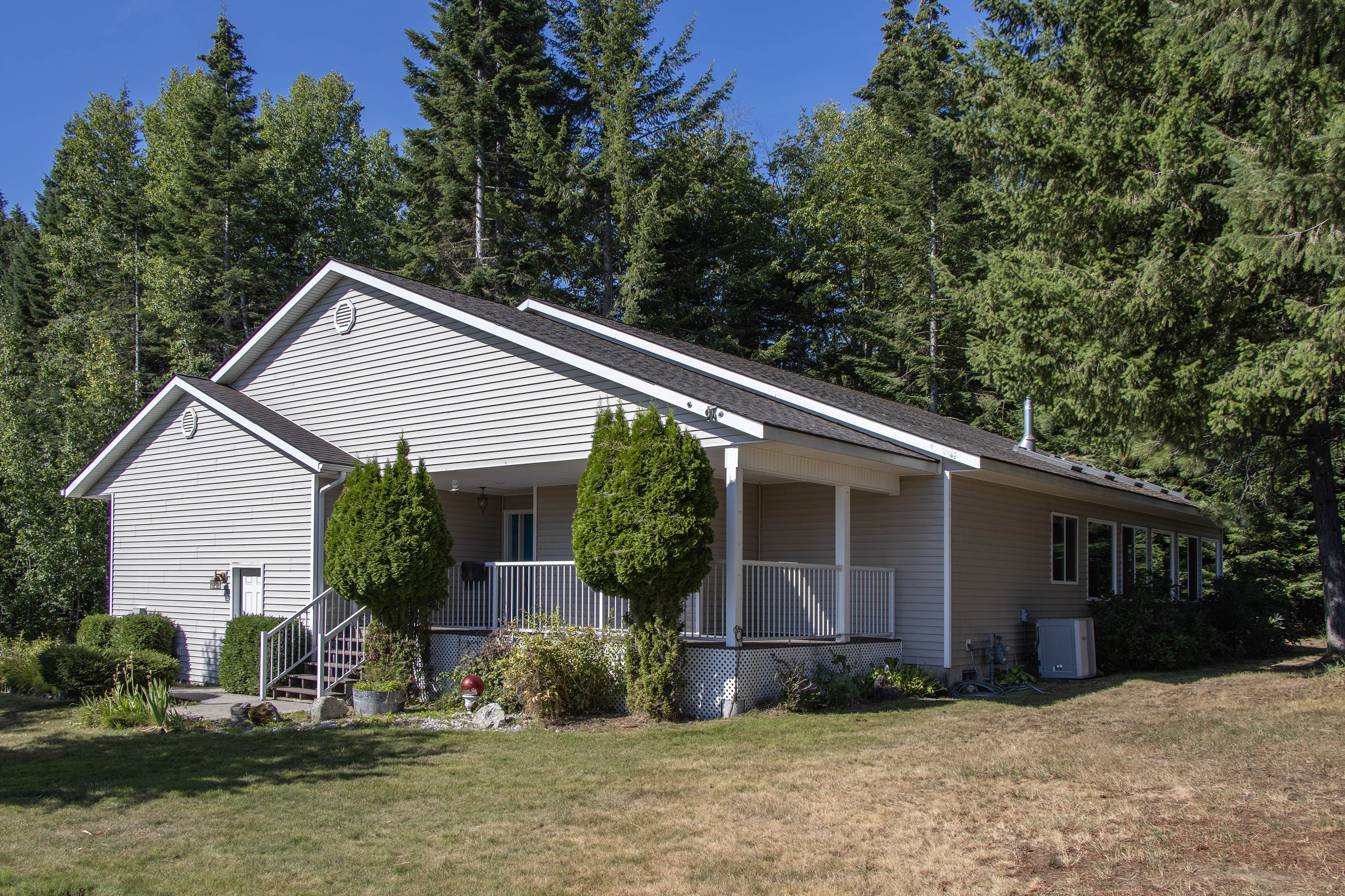 Sandpoint, Idaho, 83864, United States, 3 Bedrooms Bedrooms, ,2 BathroomsBathrooms,Residential,For Sale,1936853