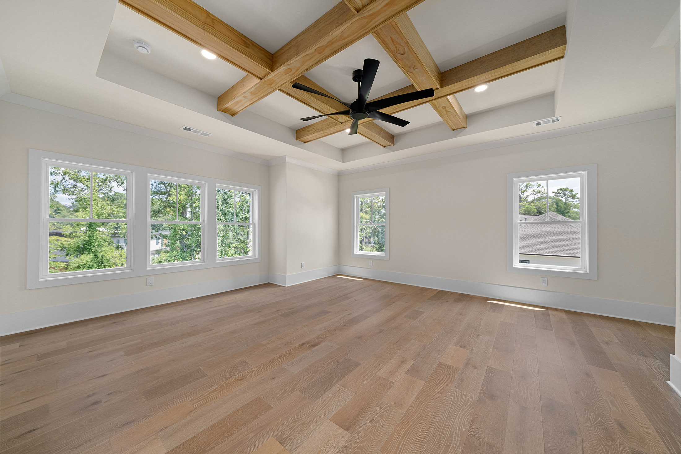  New Construction Home Blends Effortless Living and Elevated Entertaining - 物件實景