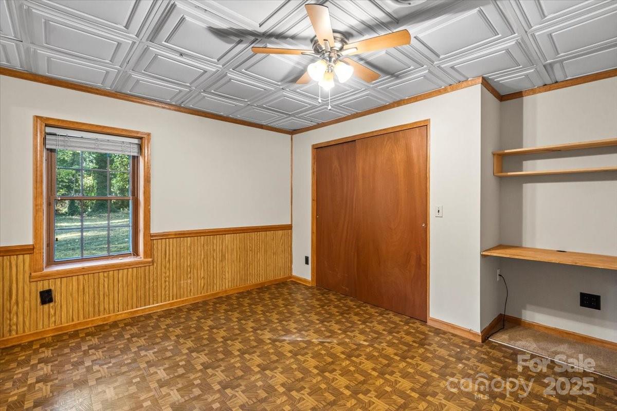 Kannapolis, North Carolina, 28081, United States, 3 Bedrooms Bedrooms, ,4 BathroomsBathrooms,Residential,For Sale,1989536