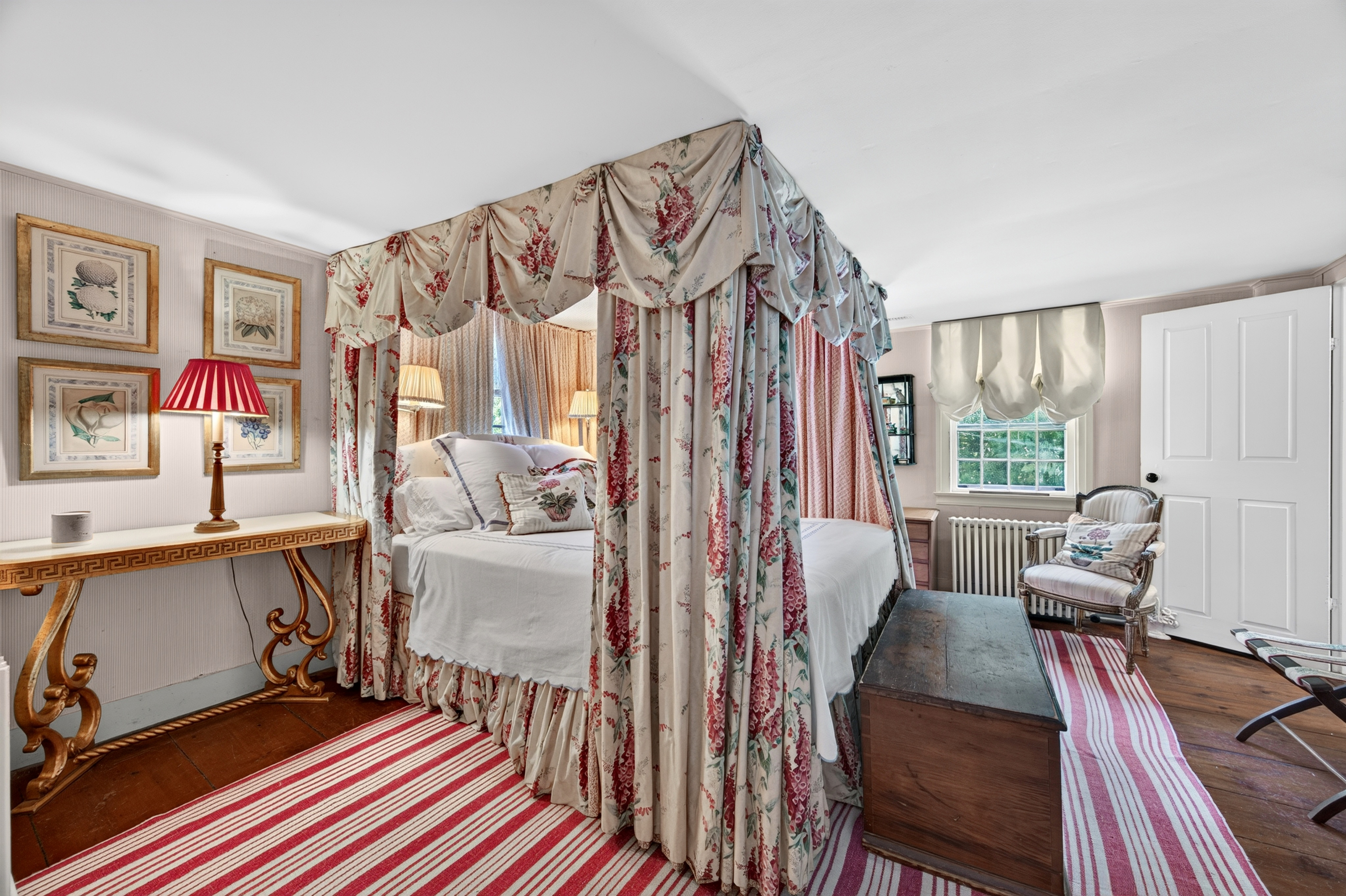  Elegant and Lovingly Maintained Antique Colonial - 物件實景