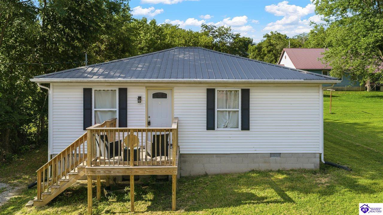 Leavette Ave, Leitchfield, KY 42754