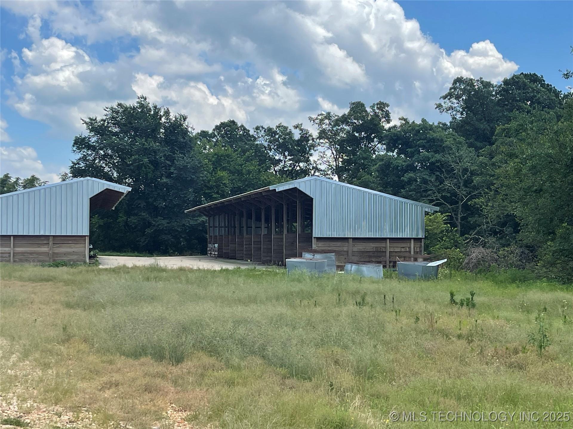 Colcord, Oklahoma, 74338, United States, 2 Bedrooms Bedrooms, ,2 BathroomsBathrooms,Residential,For Sale,1976857