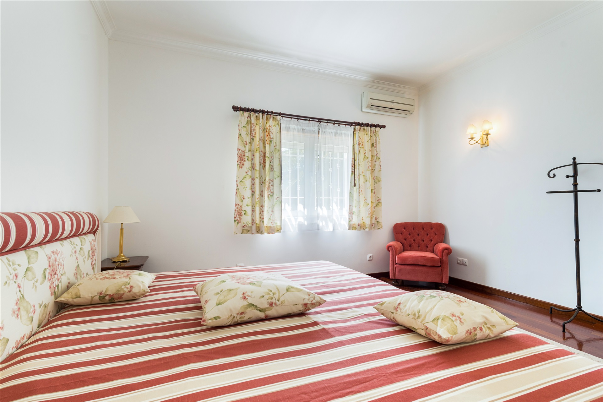  Detached house, 7 bedrooms, for Sale - 物件實景