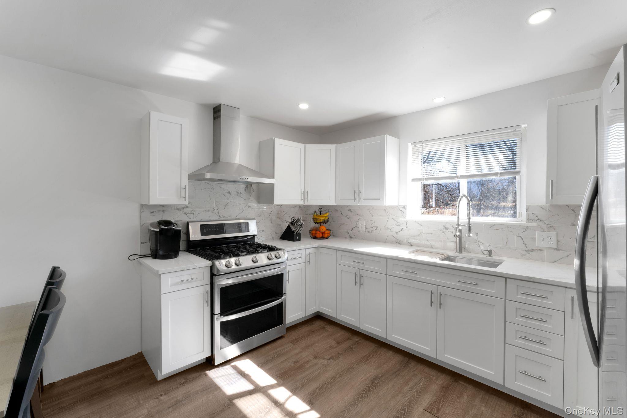 Beacon, New York, 12508, United States, 2 Bedrooms Bedrooms, ,1 BathroomBathrooms,Residential,For Sale,1743242