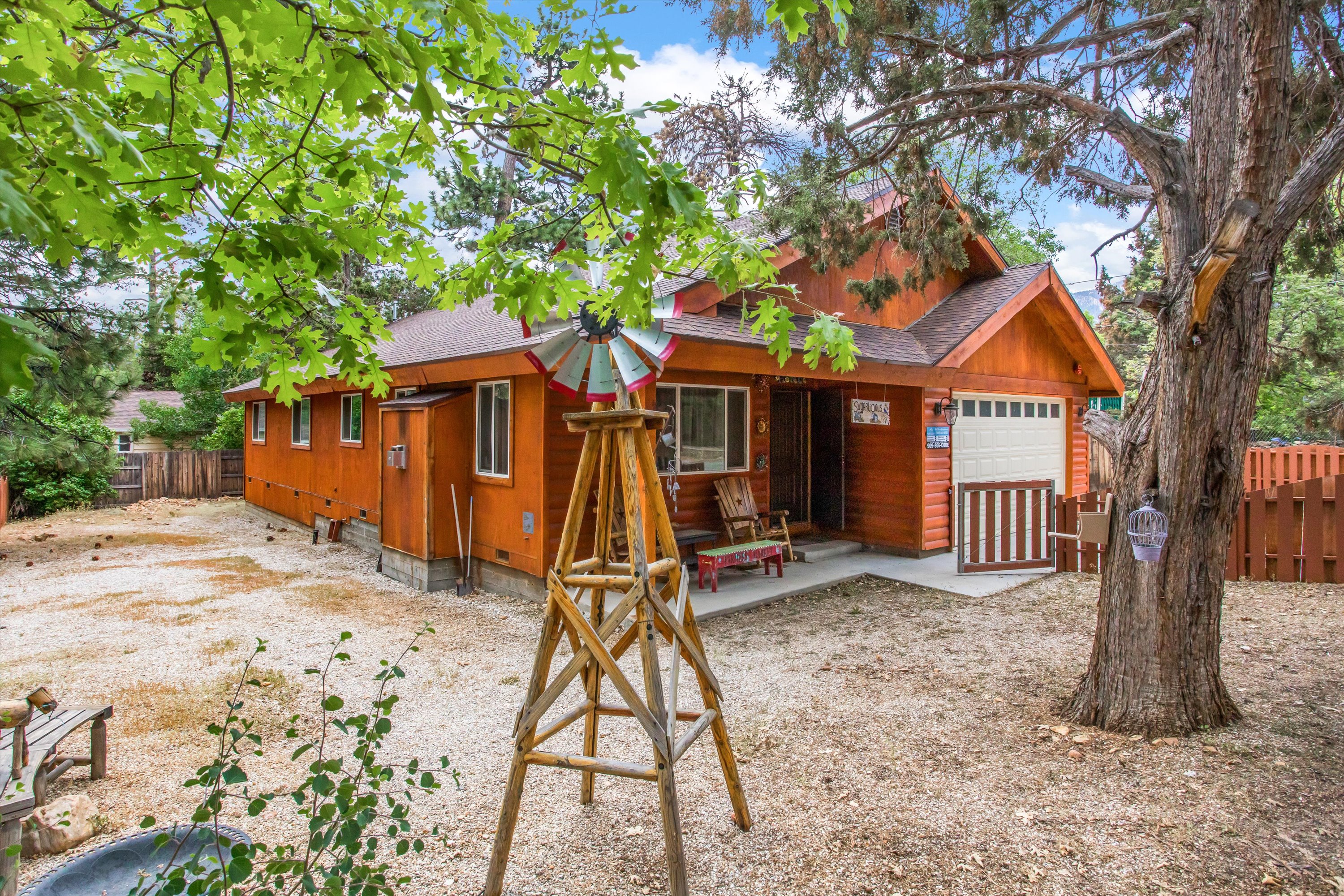 Sugarloaf, California, 92386, United States, 4 Bedrooms Bedrooms, ,2 BathroomsBathrooms,Residential,For Sale,1848559