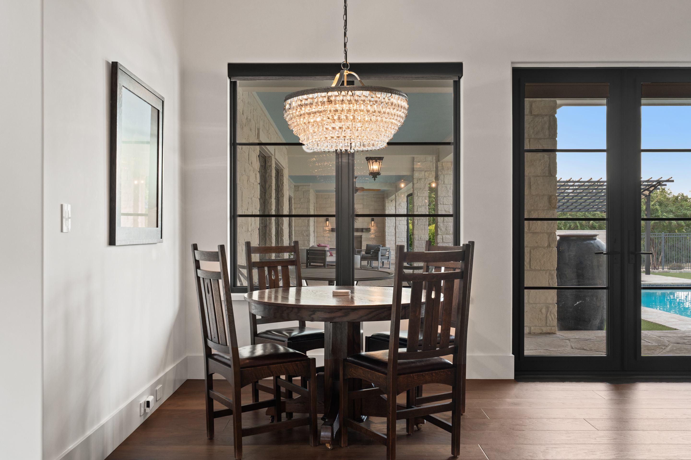  Rare Expression of Refined Hill Country Living - 物件實景