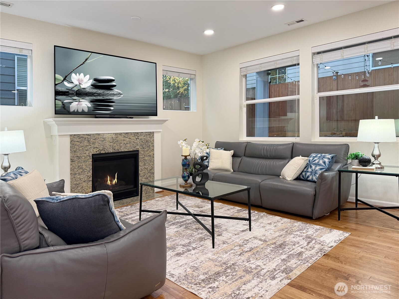 Bothell, Washington, 98012, United States, 3 Bedrooms Bedrooms, ,3 BathroomsBathrooms,Residential,For Sale,1987399