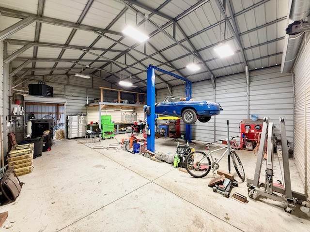 Patterson, California, 95363, United States, 3 Bedrooms Bedrooms, ,4 BathroomsBathrooms,Residential,For Sale,1983213