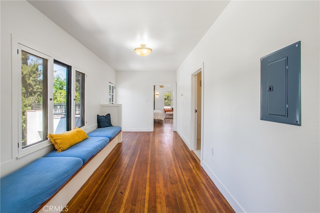 Redlands, California, 92373, United States, 5 Bedrooms Bedrooms, ,4 BathroomsBathrooms,Residential,For Sale,1982163