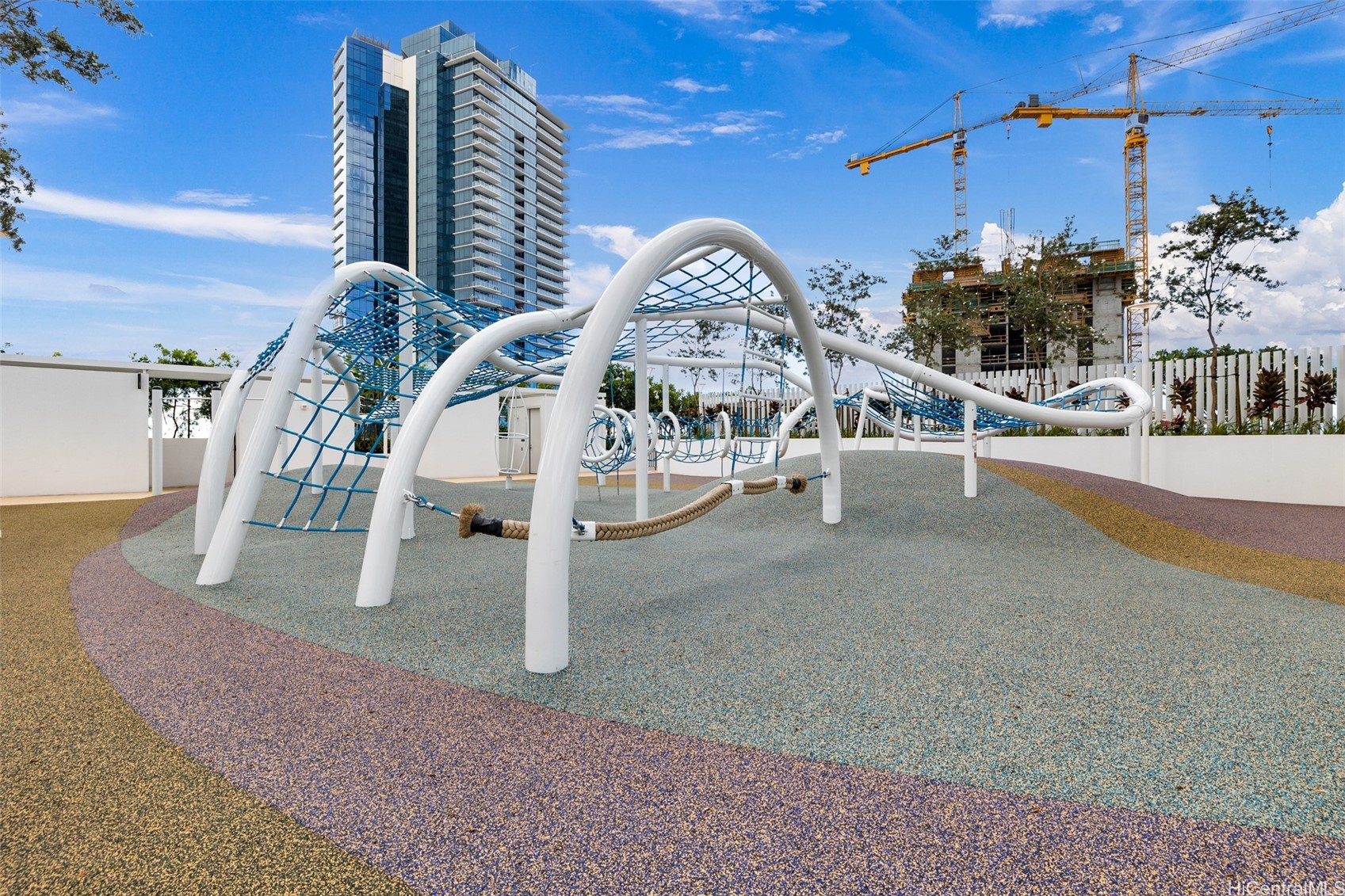 Honolulu, Hawaii, 96814, United States, 2 Bedrooms Bedrooms, ,2 BathroomsBathrooms,Residential,For Sale,1966852