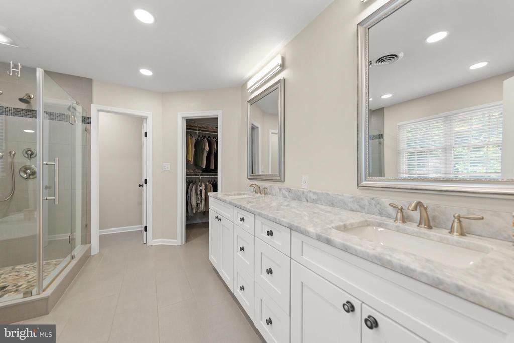 Winchester, Virginia, 22601, United States, 3 Bedrooms Bedrooms, ,2 BathroomsBathrooms,Residential,For Sale,1918203