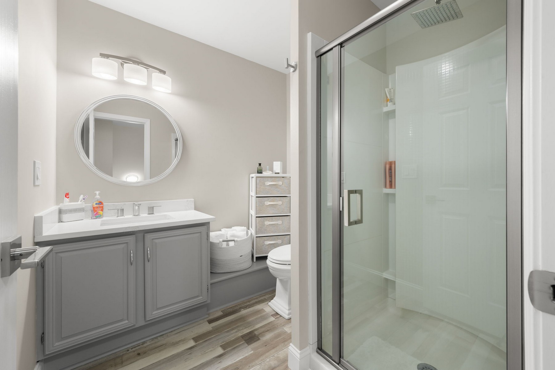  completely remodeled and update contemporary ranch - 物件實景