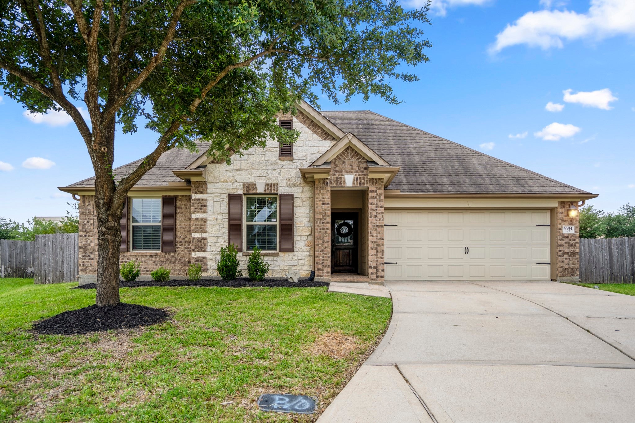 Hummingbird Glen Ct, Tomball, TX 77375