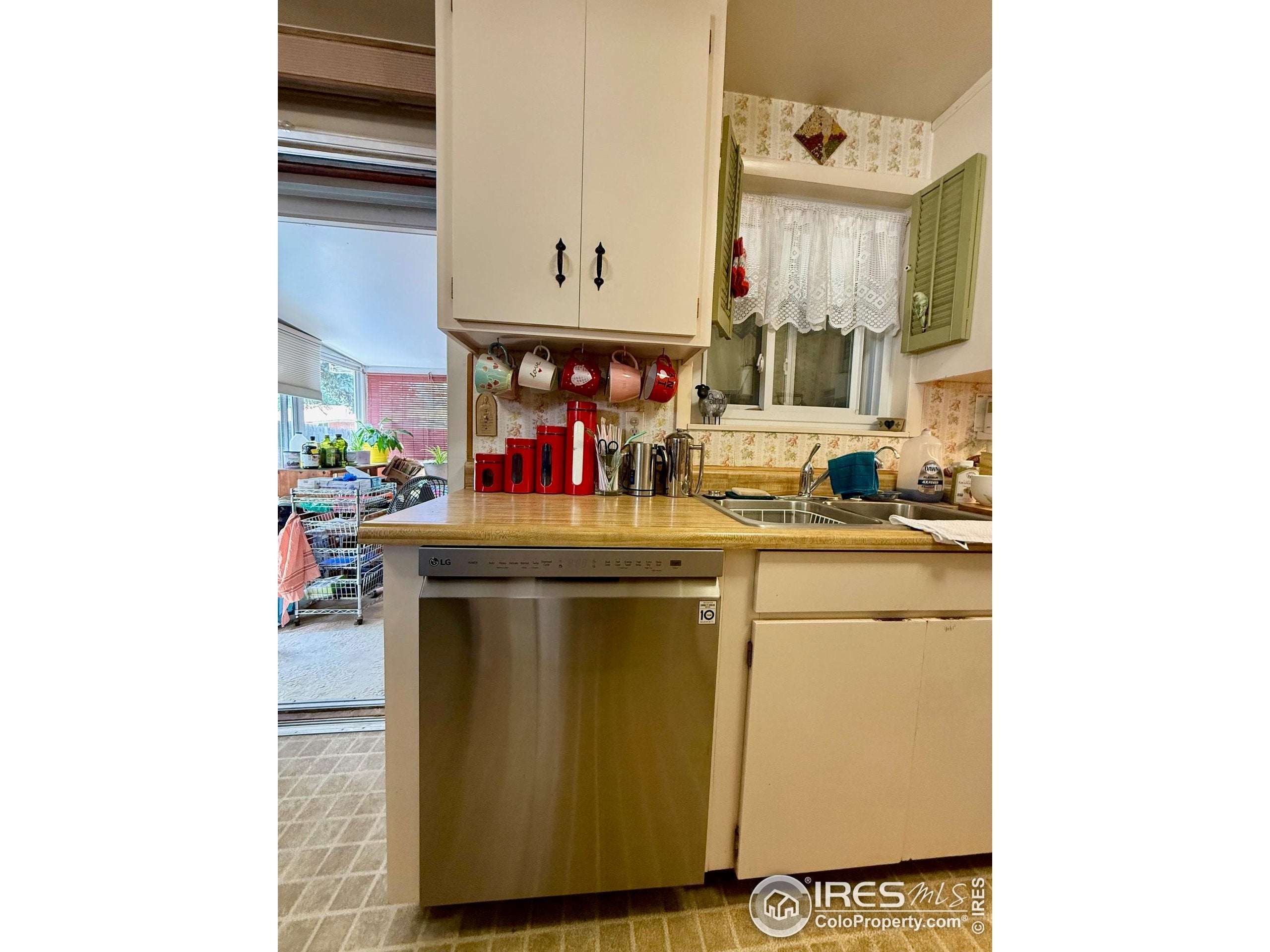 Boulder, Colorado, 80303, United States, 3 Bedrooms Bedrooms, ,2 BathroomsBathrooms,Residential,For Sale,1953346