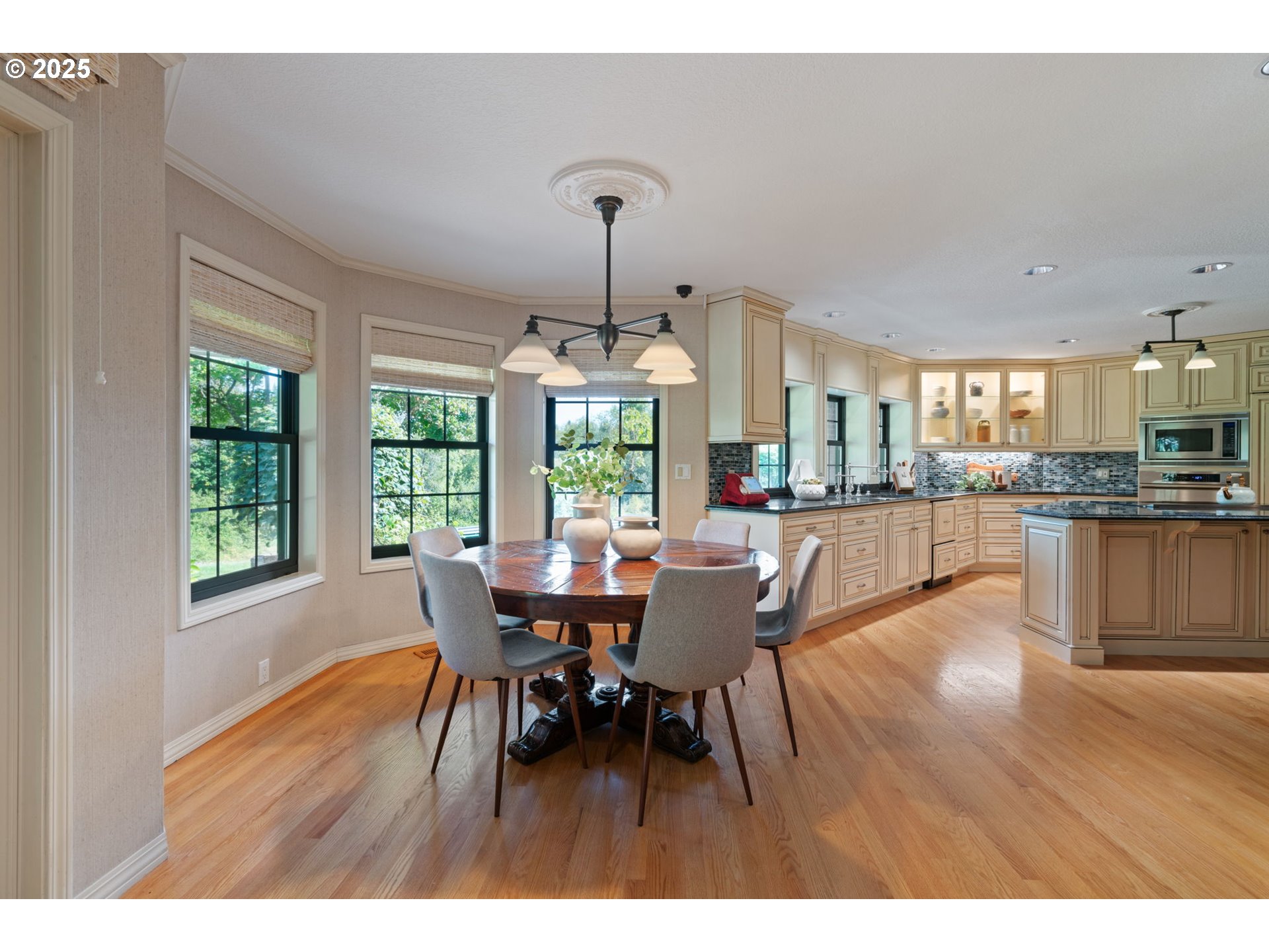 Vancouver, Washington, 98685, United States, 3 Bedrooms Bedrooms, ,4 BathroomsBathrooms,Residential,For Sale,2003472