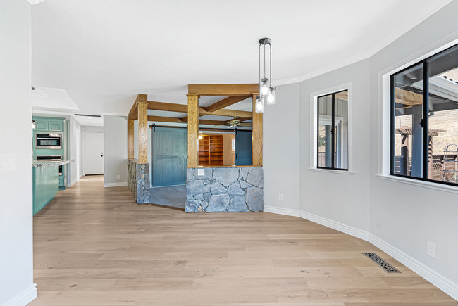 Tres Pinos, California, 95075, United States, 3 Bedrooms Bedrooms, ,3 BathroomsBathrooms,Residential,For Sale,1988626