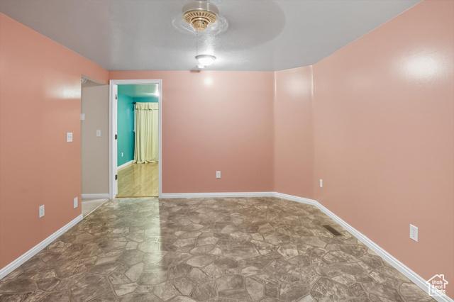 Brigham City, Utah, 84302, United States, 6 Bedrooms Bedrooms, ,4 BathroomsBathrooms,Residential,For Sale,1984055